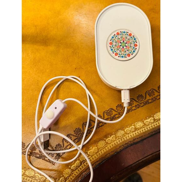 Tech8 USA USB Mouse Mover Jiggler - Picture 1 of 12